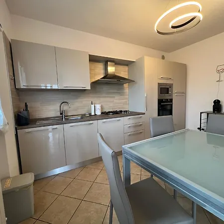 Kibilu - Via Generale Chinotto Daire