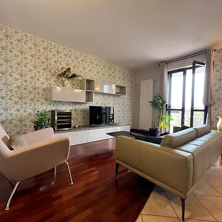 Kibilu - Via Generale Chinotto Daire